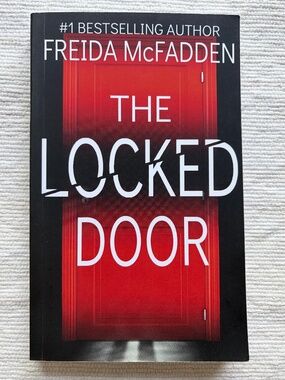 The Locked Door FREIDA MCFADDEN Paperback Book